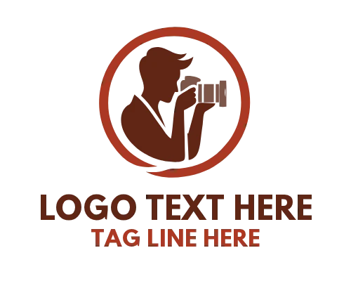 Detailed Photographer Logo